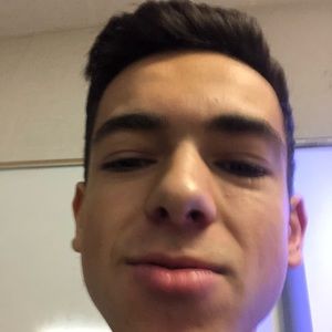 Meet your Posher, Cameron